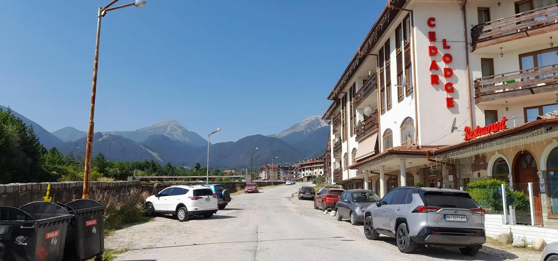 Ski-In Ski-Out Fantastic Apartament Bansko